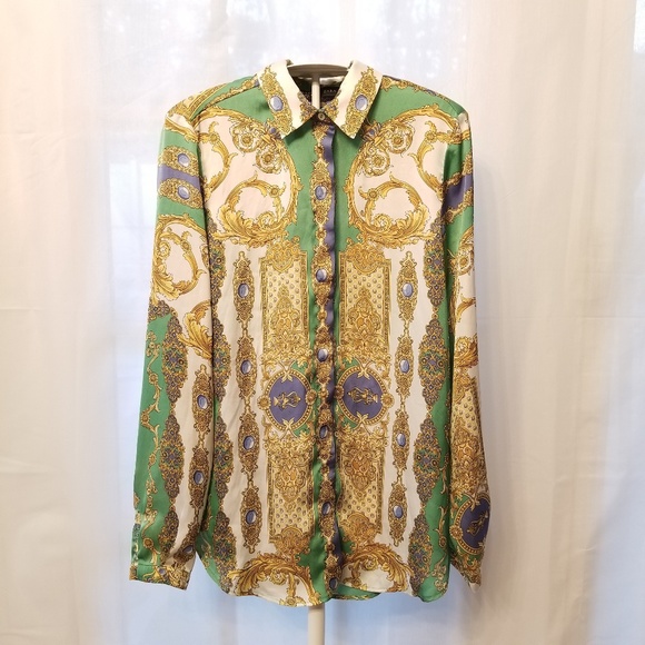 Zara Tops - Zara Size XS Green Vintage Look Button Down